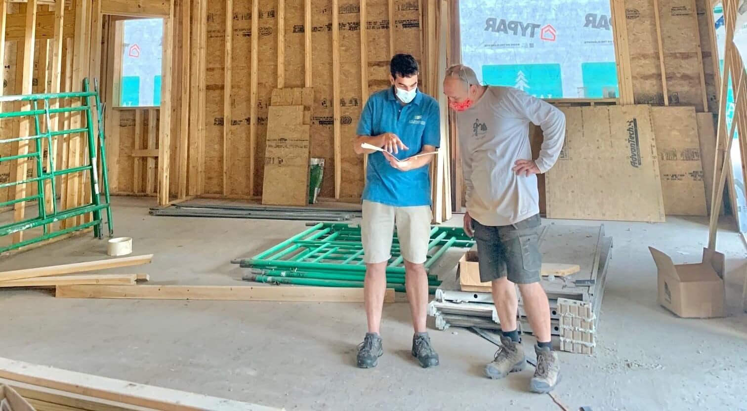 120132788_10157668753904646_5740337215257426117_n e3 employee helping with new construction